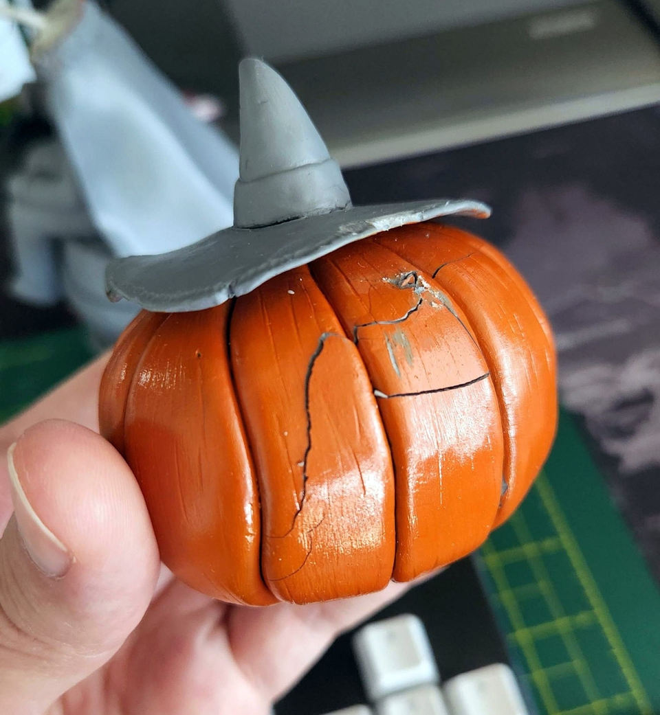 Mr. Pumpkin's head splits open